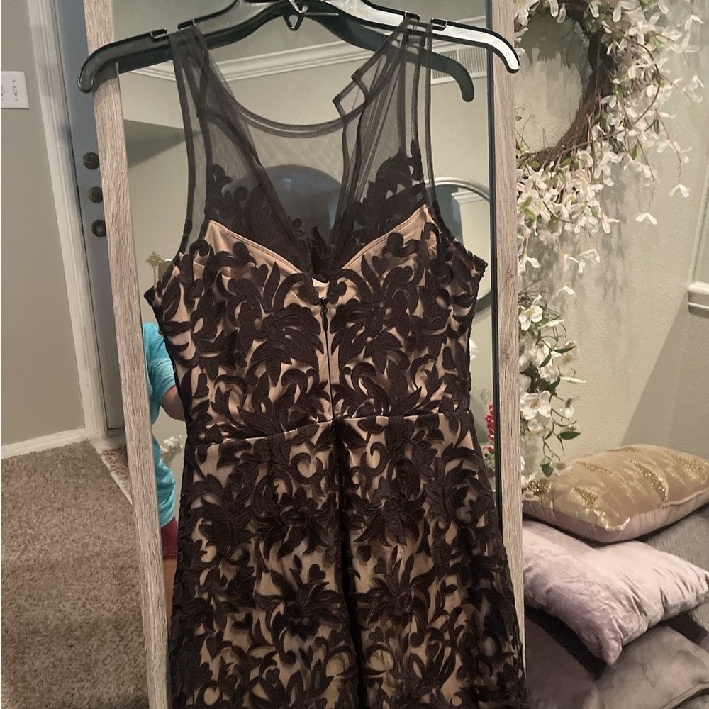 I’m selling beautiful dress black mini dresses